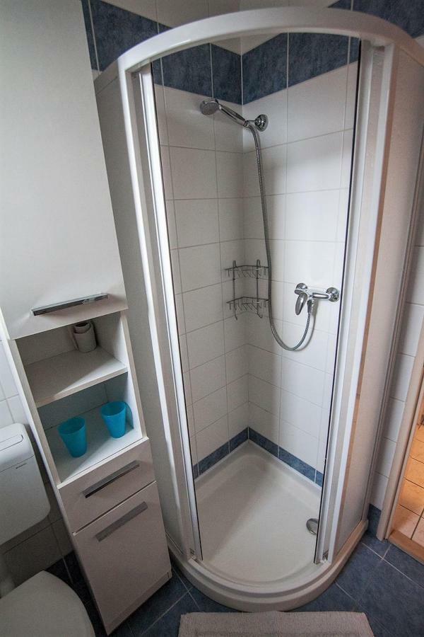 Ferienwohnung Bile Domky Lednice Exterior foto